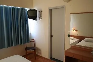 Hermes Hotel 2*